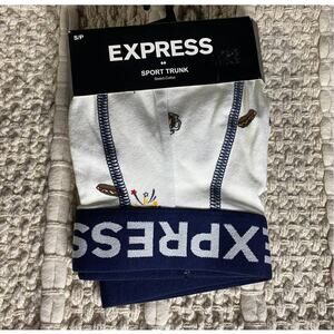 Express Sports Trunk